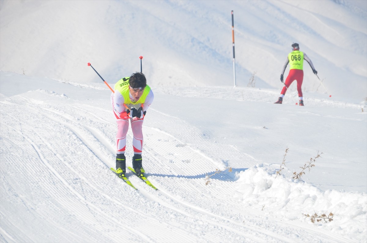 Hakkari'nin Yüksekova ilçesinde düzenlenen Türkiye Kayaklı Koşu 1. Etap Yarışları sona...