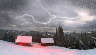 İstanbul'da Kar Yağarken Şimşek Çakması: Nedenleri ve Oluşumu