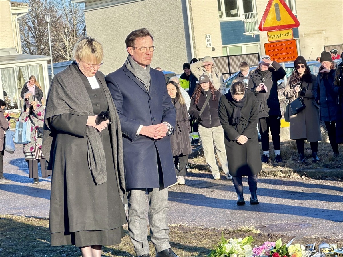 İsveç Kralı Carl 16. Gustaf ve eşi Kraliçe Silvia ile İsveç Başbakanı Ulf Kristersson ve eşi...