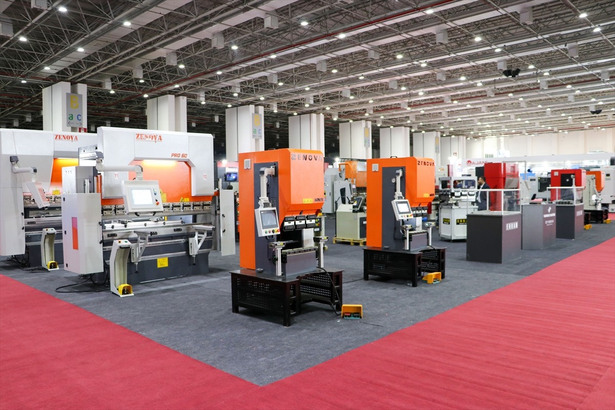 İzmir'de endüstriyel makine ve ekipman teknolojilerinin sergilendiği 3. Endüstriyel Üretim...