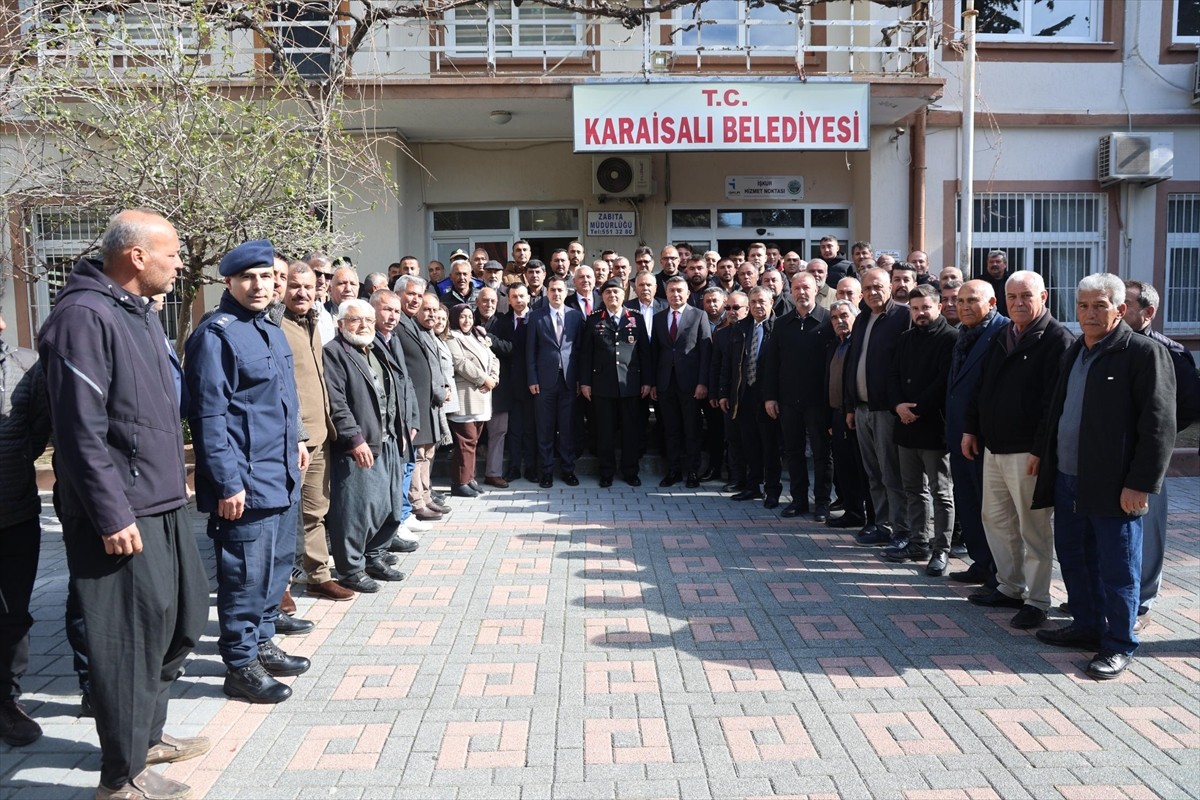 Jandarma Genel Komutanı Orgeneral Ali Çardakcı, Adana'nın Karaisalı ilçesinde ziyaretlerde...