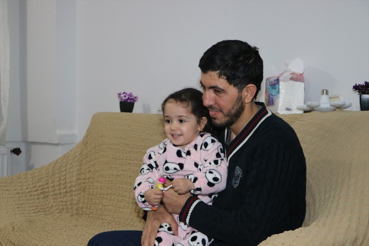 Kahramanmaraş'ta 6 Şubat 2023'teki depremlerde enkazdan kurtarıldığında 2 aylık olan ve tedavi...