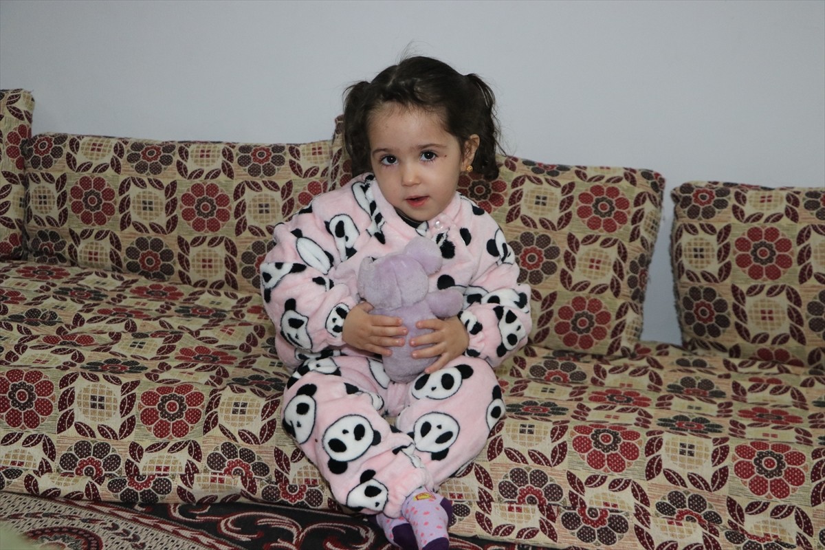 Kahramanmaraş'ta 6 Şubat 2023'teki depremlerde enkazdan kurtarıldığında 2 aylık olan ve tedavi...