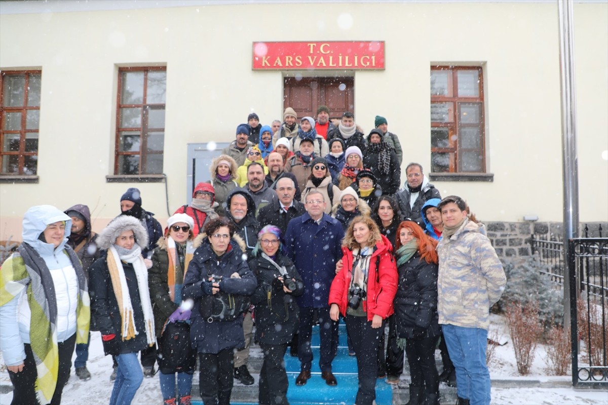 Kars'ta 95 fotoğraf tutkunu, kentin tarihi ve doğal güzelliklerini karelerine yansıtmak için "Kars...
