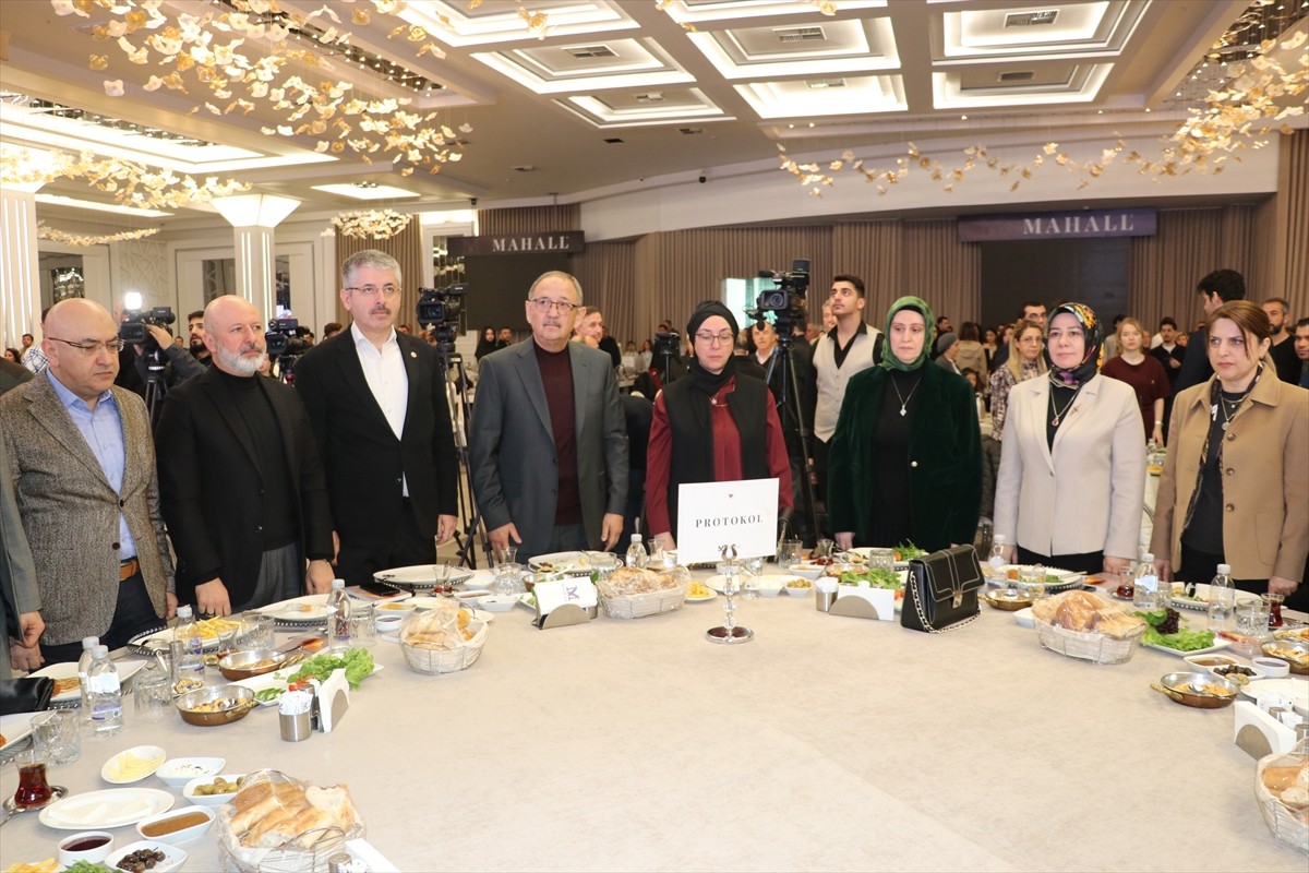 Kayseri'de kanser hastası çocuklar, Kansere Karşı Birlikte Derneğince (KANKA) düzenlenen...