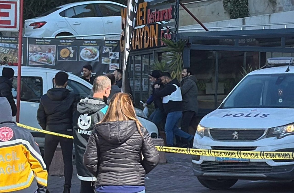 Kocaeli'nin Gebze ilçesinde restoranında silahlı saldırıya uğrayan kişi hayatını kaybetti, zanlı...