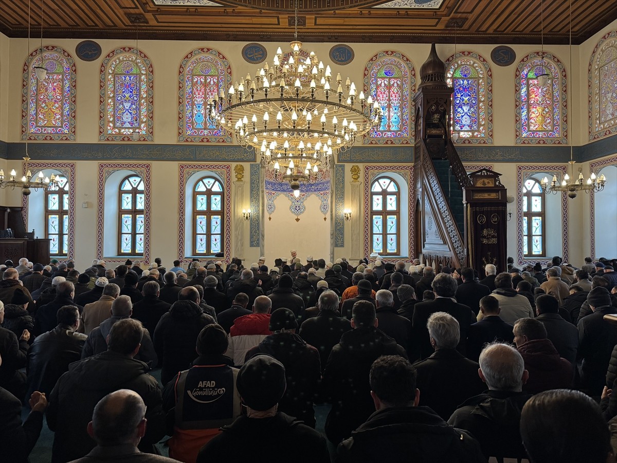 Kocaeli'nin İzmit ilçesindeki tarihi Fevziye Camisi'nde Kocaeli Büyükşehir Belediyesince...