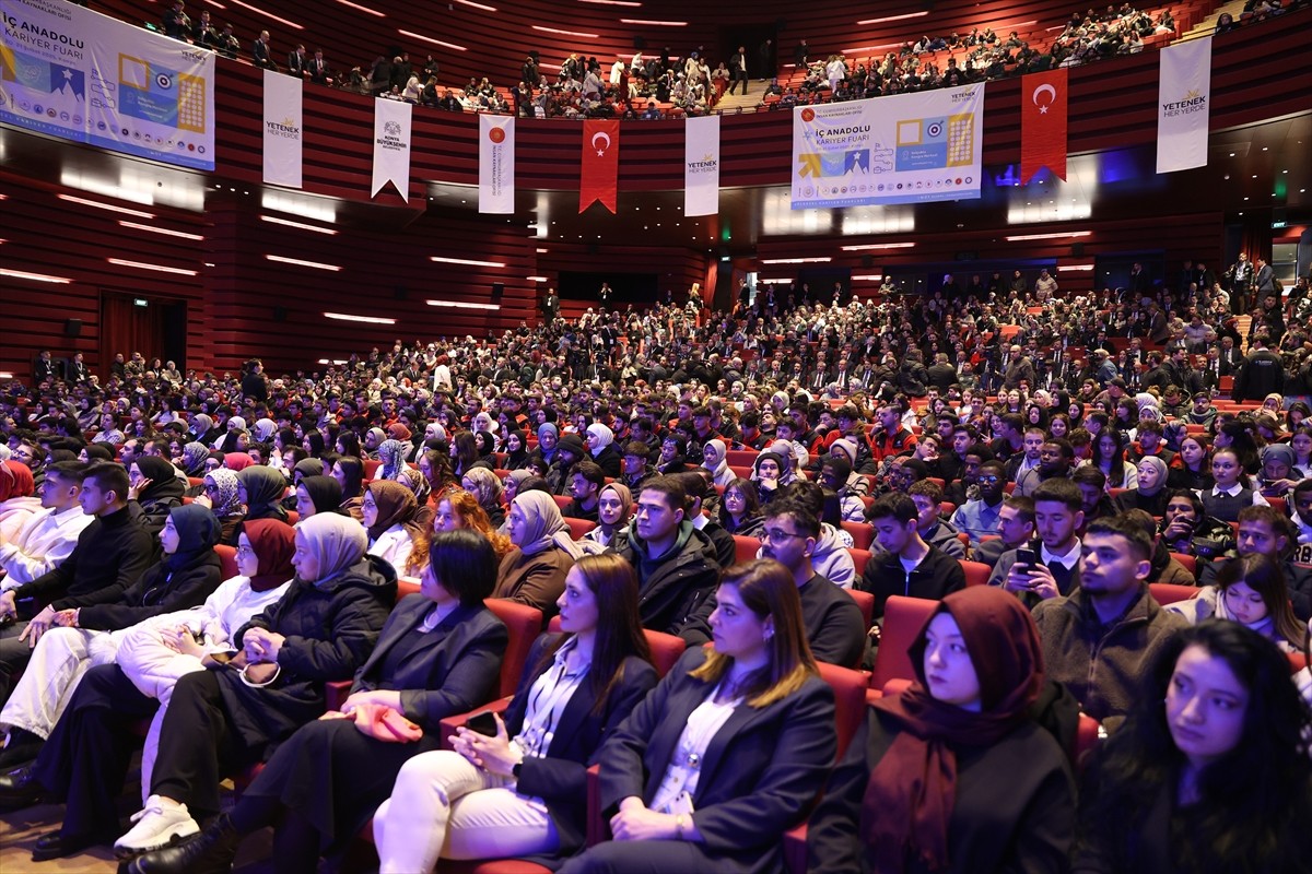 Konya'da, Cumhurbaşkanlığı İnsan Kaynakları Ofisi Başkanlığı koordinasyonunda "Yetenek Her Yerde"...