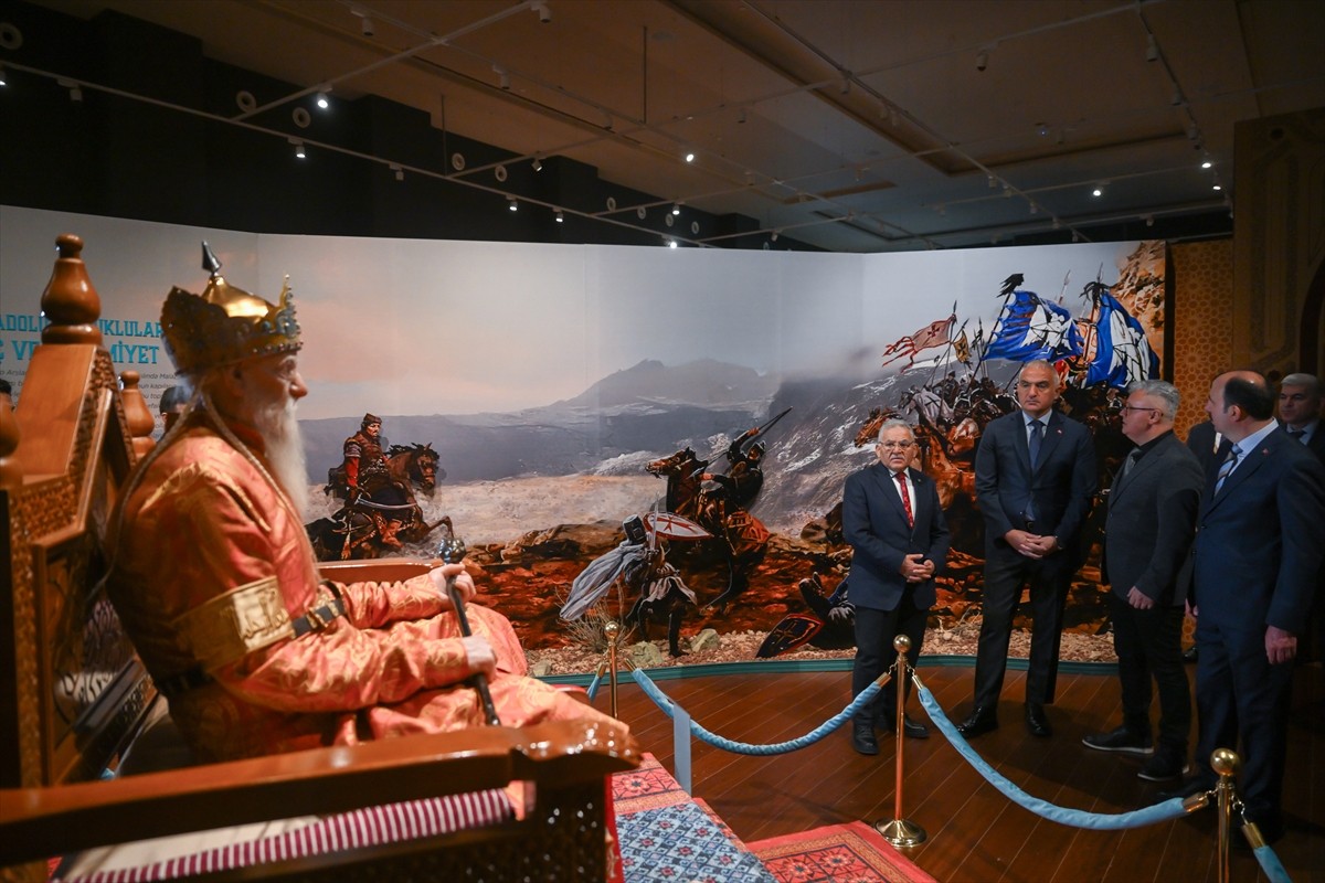 Kültür ve Turizm Bakanı Mehmet Nuri Ersoy, Anadolu Selçuklu Devletinin siyasi, sosyal ve kültürel...