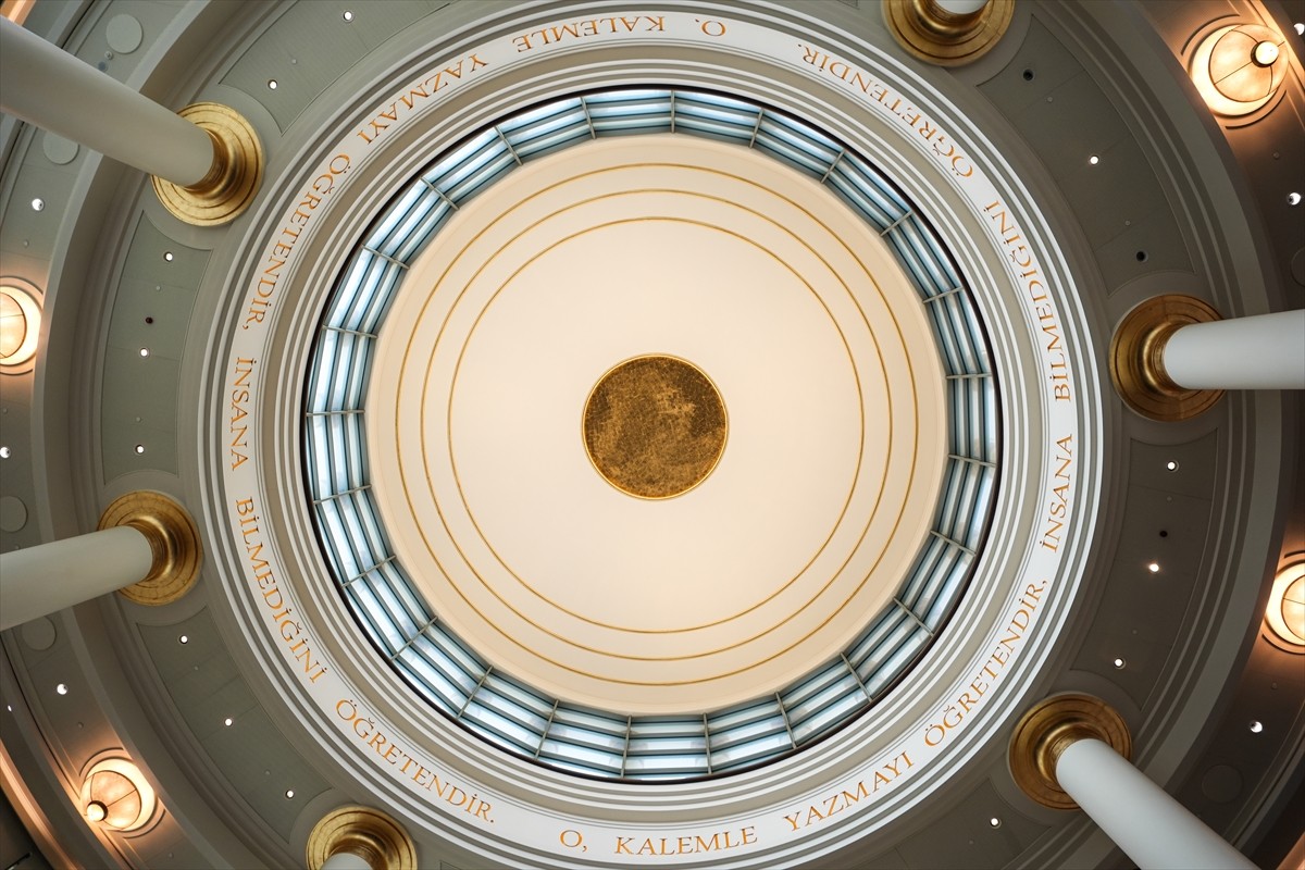 Kütüphane, Cumhurbaşkanı Recep Tayyip Erdoğan'ın ev sahipliğinde Özbekistan Cumhurbaşkanı Şevket...