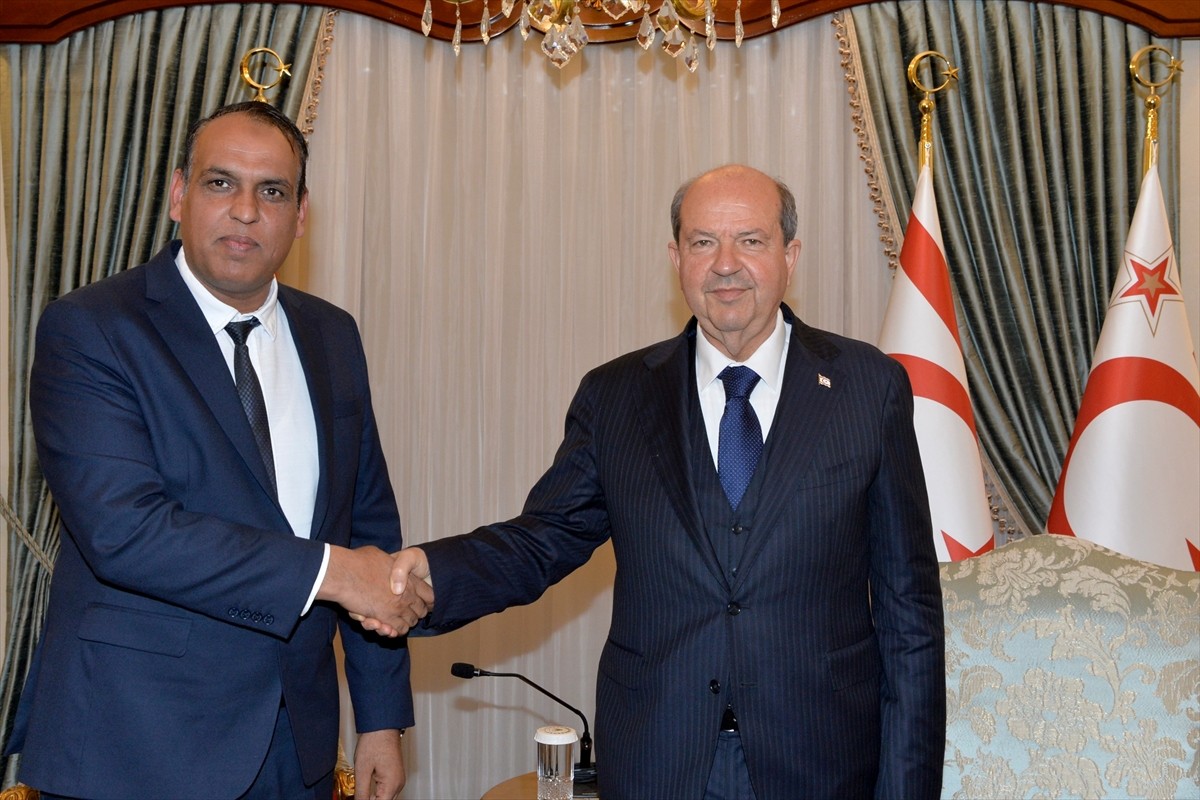 Kuzey Kıbrıs Türk Cumhuriyeti (KKTC) Cumhurbaşkanı Ersin Tatar, KKTC Cumhurbaşkanlığı ofisinde...