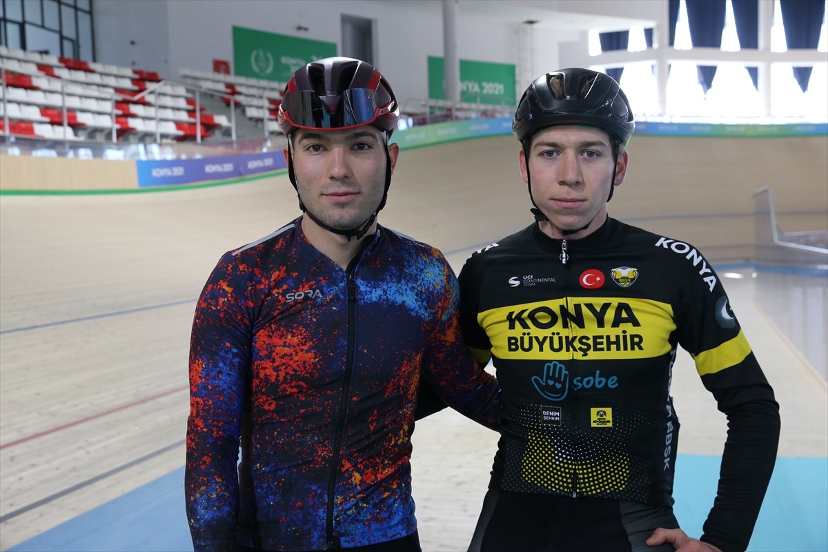 Los Angeles 2028 Olimpiyat Oyunları'nda Türkiye'yi pist bisikletinde temsil etmeyi hedefleyen...