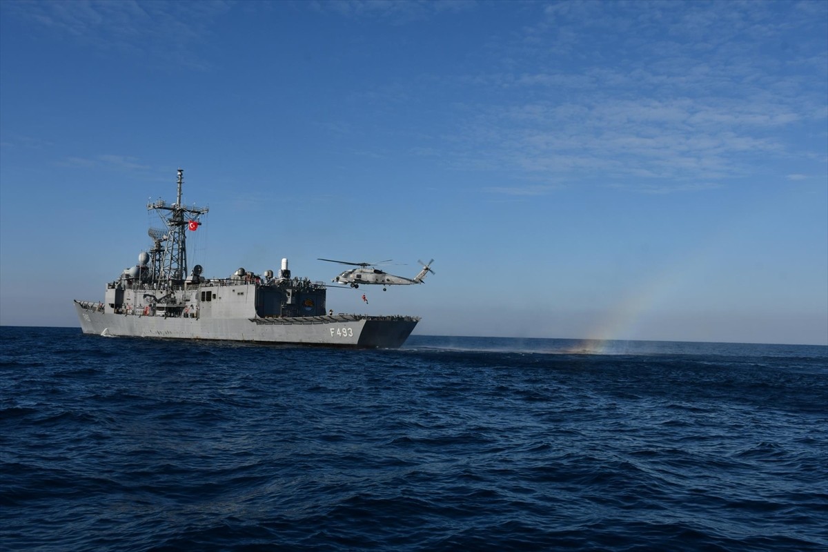 Milli Savunma Bakanlığı (MSB), TCG Gelibolu fırkateyninin Türk Deniz Görev Grubu kapsamında Libya...