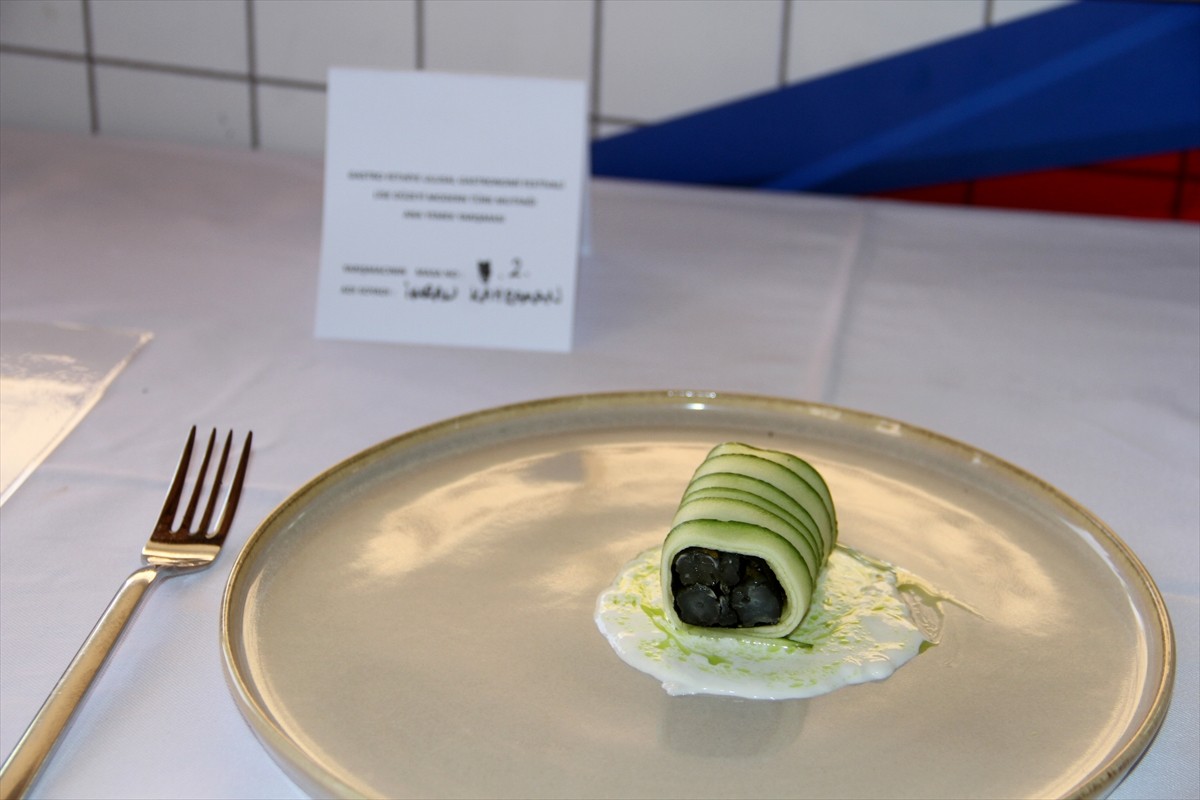 Muğla'nın Fethiye ilçesinde bu yıl 13'üncüsü düzenlenen "Gastro Fethiye Ulusal Gastronomi...