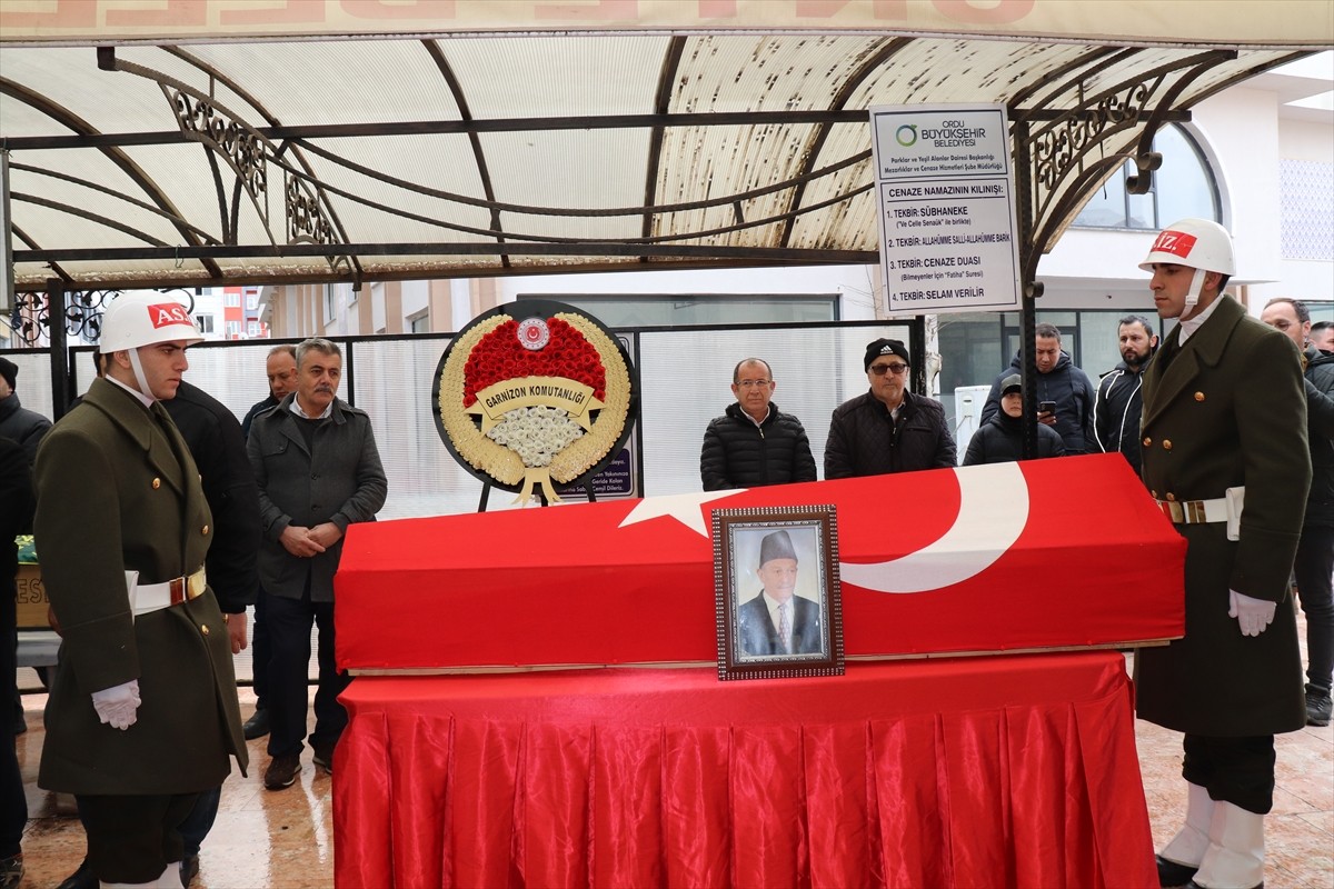 Ordu'da Kıbrıs gazisi Ahmet Balcıoğlu'nun cenazesi toprağa verildi.