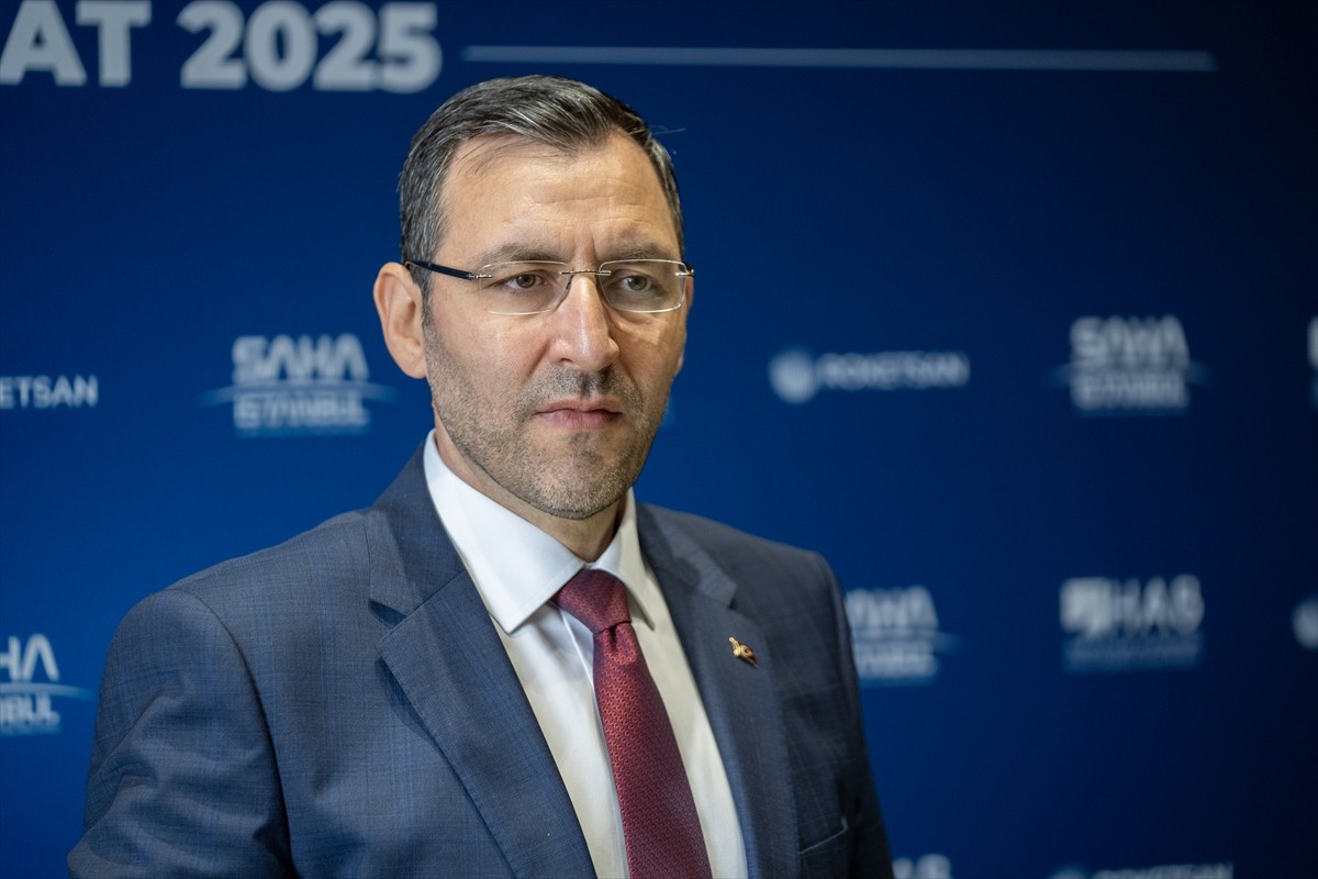 SAHA İstanbul Yönetim Kurulu Başkan Yardımcısı ve ROKETSAN Genel Müdürü Murat İkinci, SAHA MİHENK...