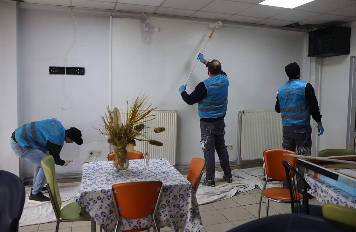 Samsun'da boyacılık eğitimi verilen yükümlüler, Atakum Huzurevi Yaşlı Bakım ve Rehabilitasyon...