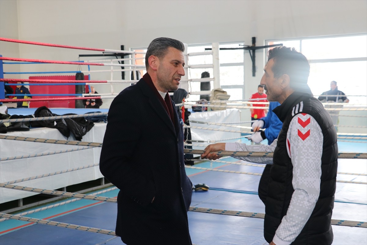 Sırbistan'da mart ayında düzenlenecek Dünya Şampiyonası'na Kastamonu Kadıdağı Boks Kamp Eğitim...