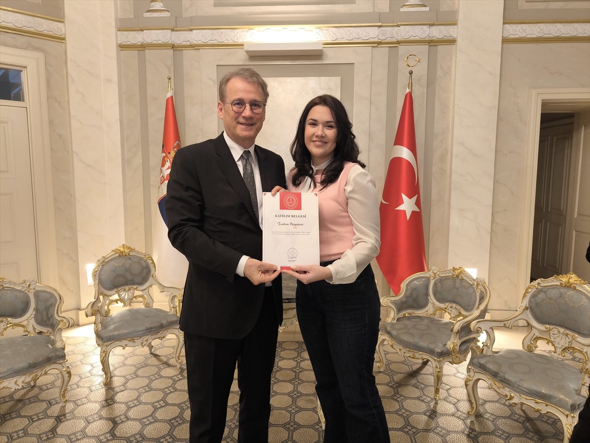 Sırbistan'ın başkenti Belgrad'da, 2024-2025 akademik yılında Türkçe öğrenen 75 kursiyere...