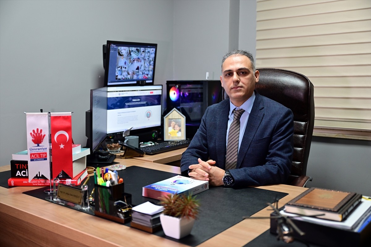 Son yıllarda giderek yaygınlaşan ve halk arasında "sarı serum" adıyla bilinen uygulamanın...