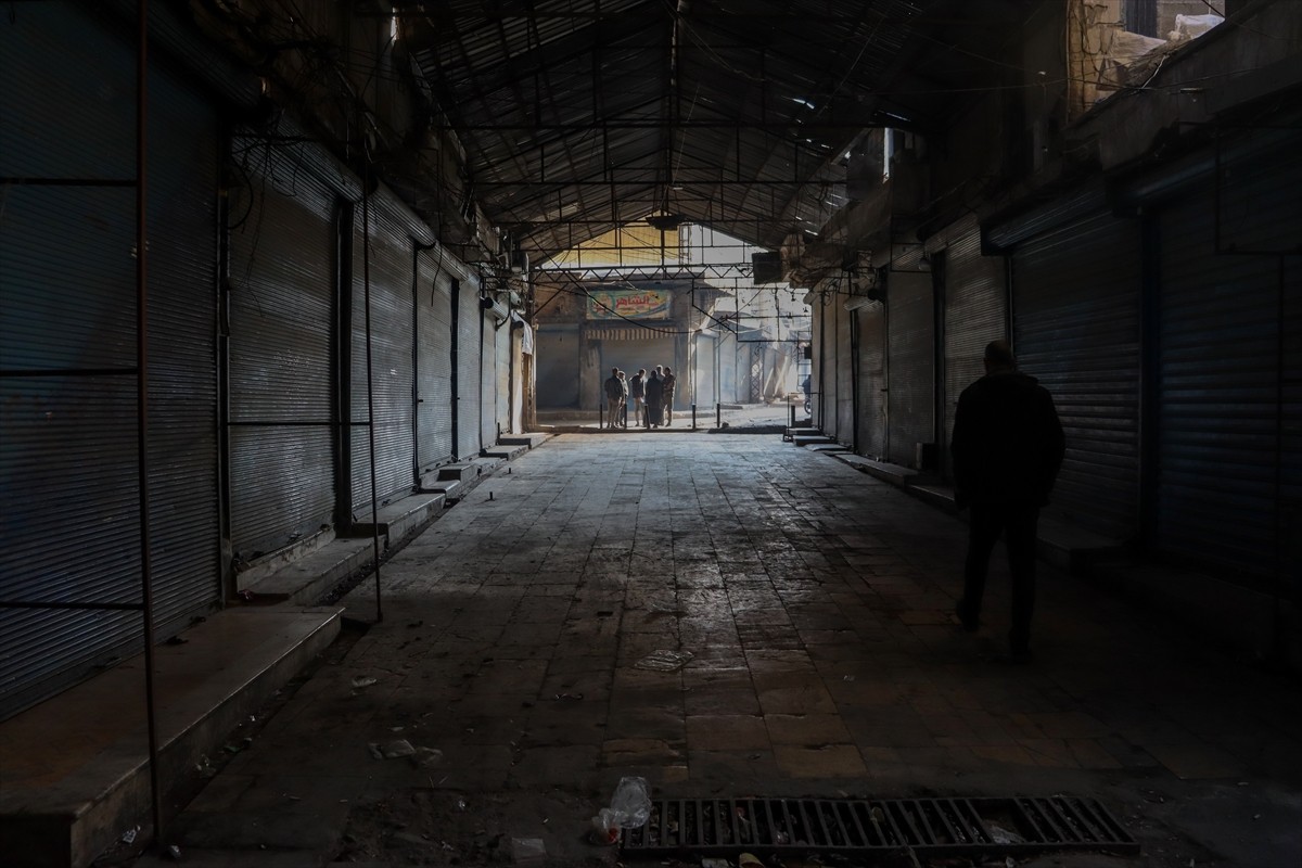 Suriye'nin Halep iline bağlı Münbiç ilçesinde son günlerde düzenlenen terör saldırıları nedeniyle...