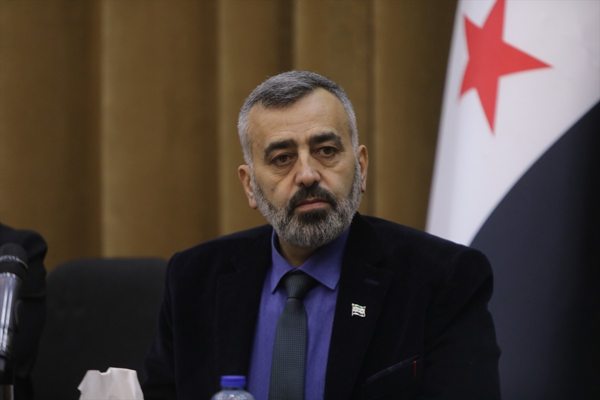 Suriye halkı arasında ulusal uzlaşı, adalet, reform ve temsil temelli gelecek inşa etmek ve...