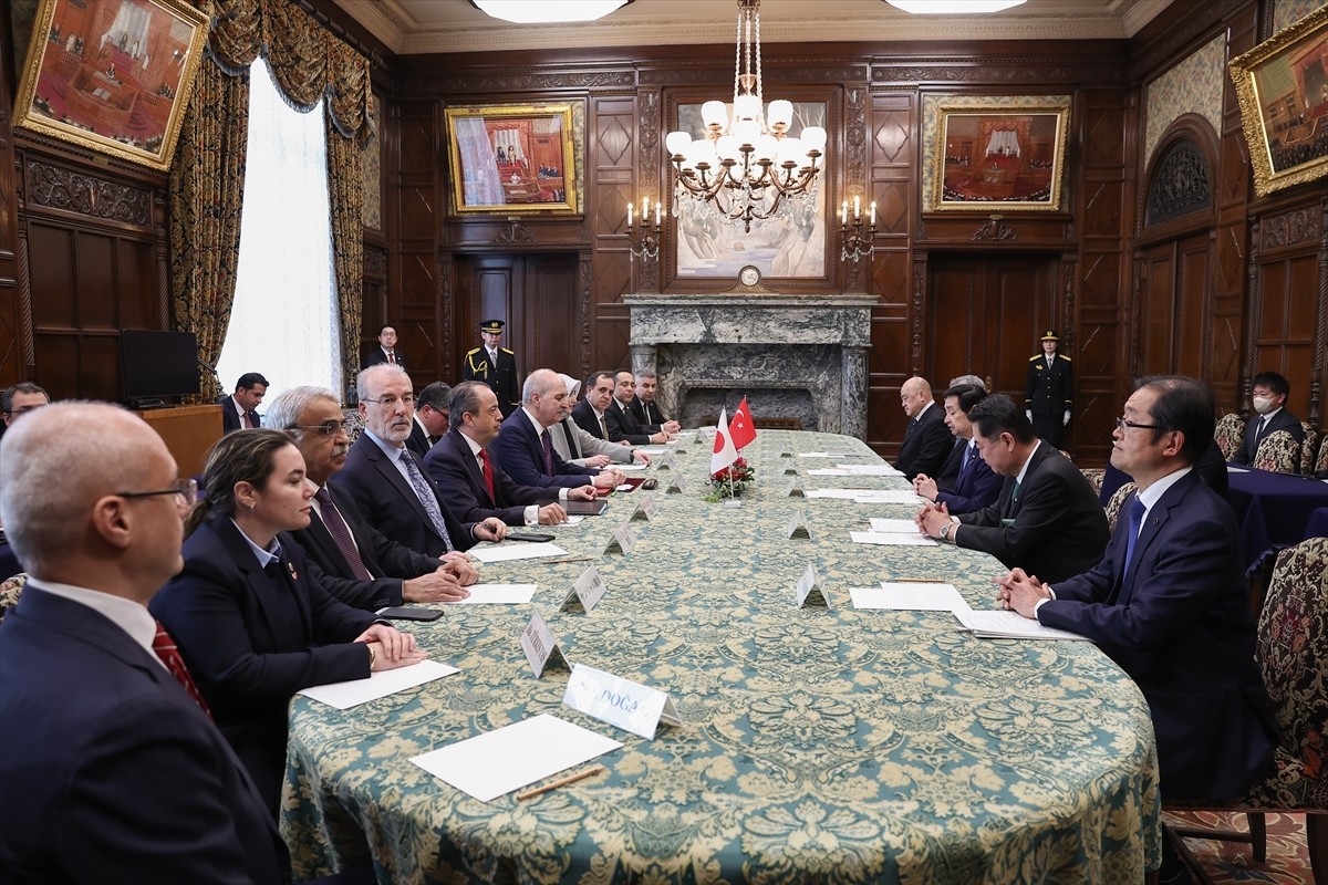 TBMM Başkanı Numan Kurtulmuş, resmi ziyaret kapsamında bulunduğu Japonya'nın başkenti Tokyo'da...