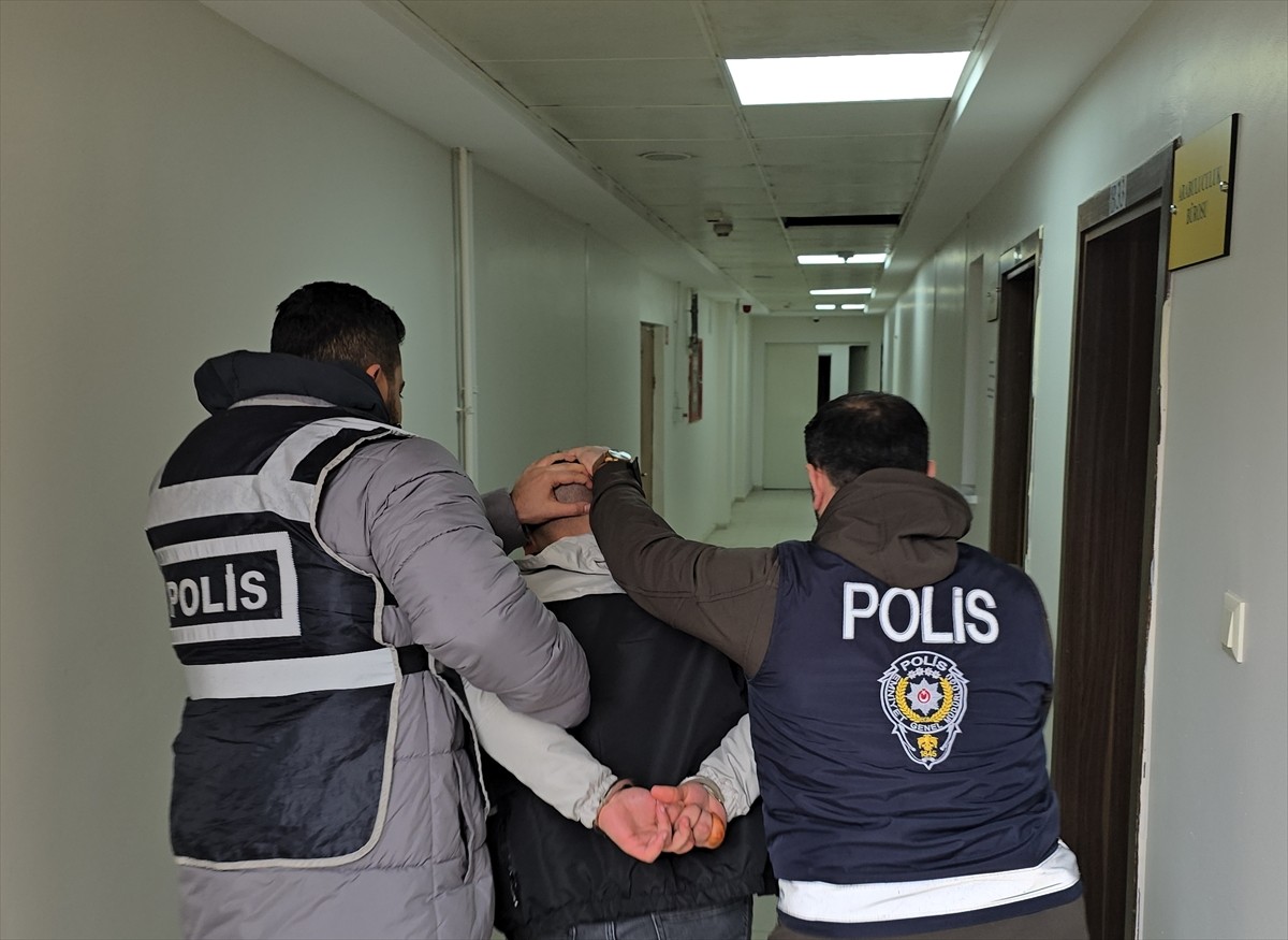 Tekirdağ'ın Kapaklı ilçesinde 1 kişinin öldüğü, 2 kişinin yaralandığı silahlı kavgaya ilişkin...