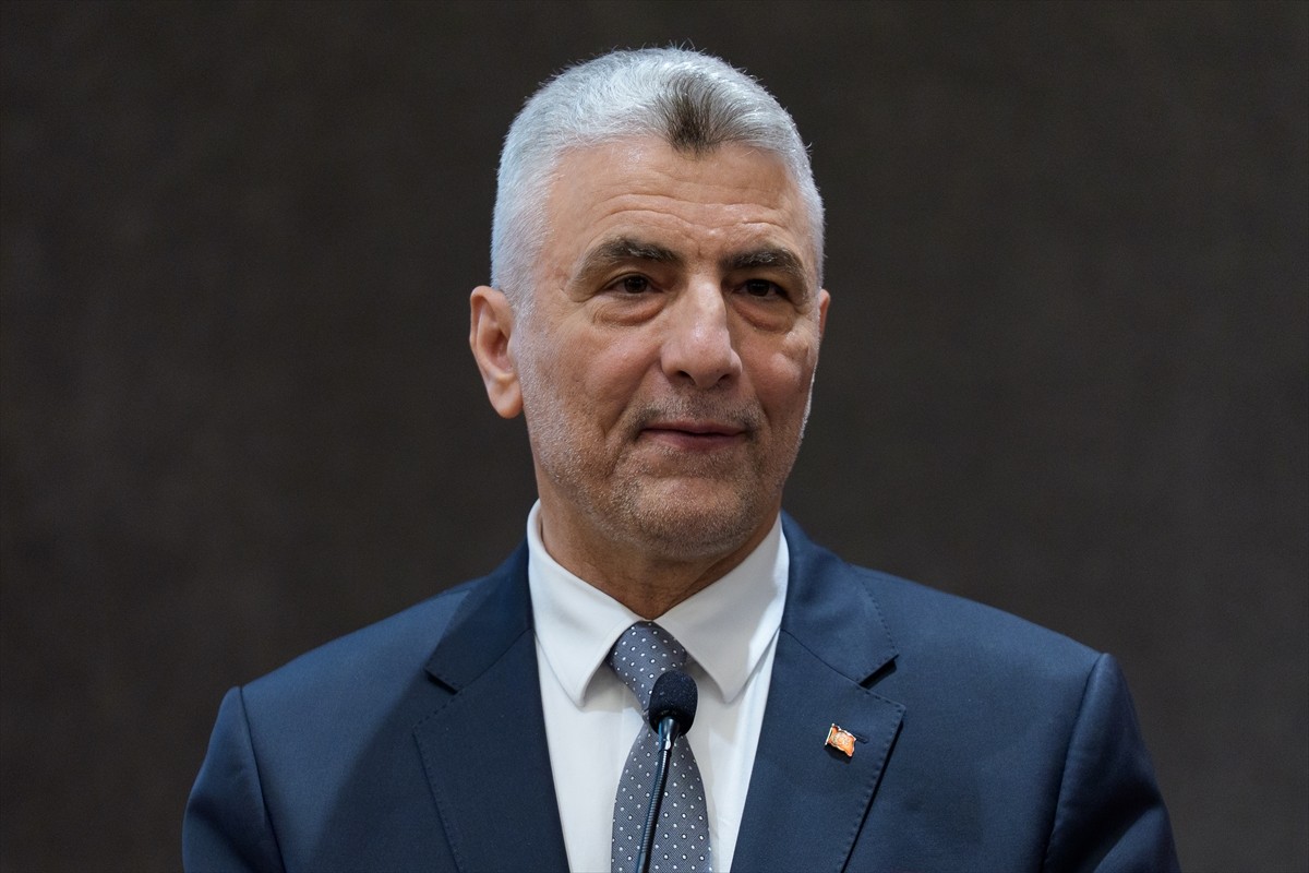 Ticaret Bakanı Ömer Bolat, bir otelde düzenlenen Japonya Milli Günü Resepsiyonu'na katılarak...