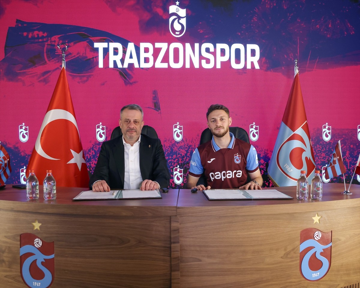 Trabzonspor, Gaziantep FK'den Mustafa Eskihellaç ile 1 yılı opsiyonlu 3,5 yıllık sözleşme...