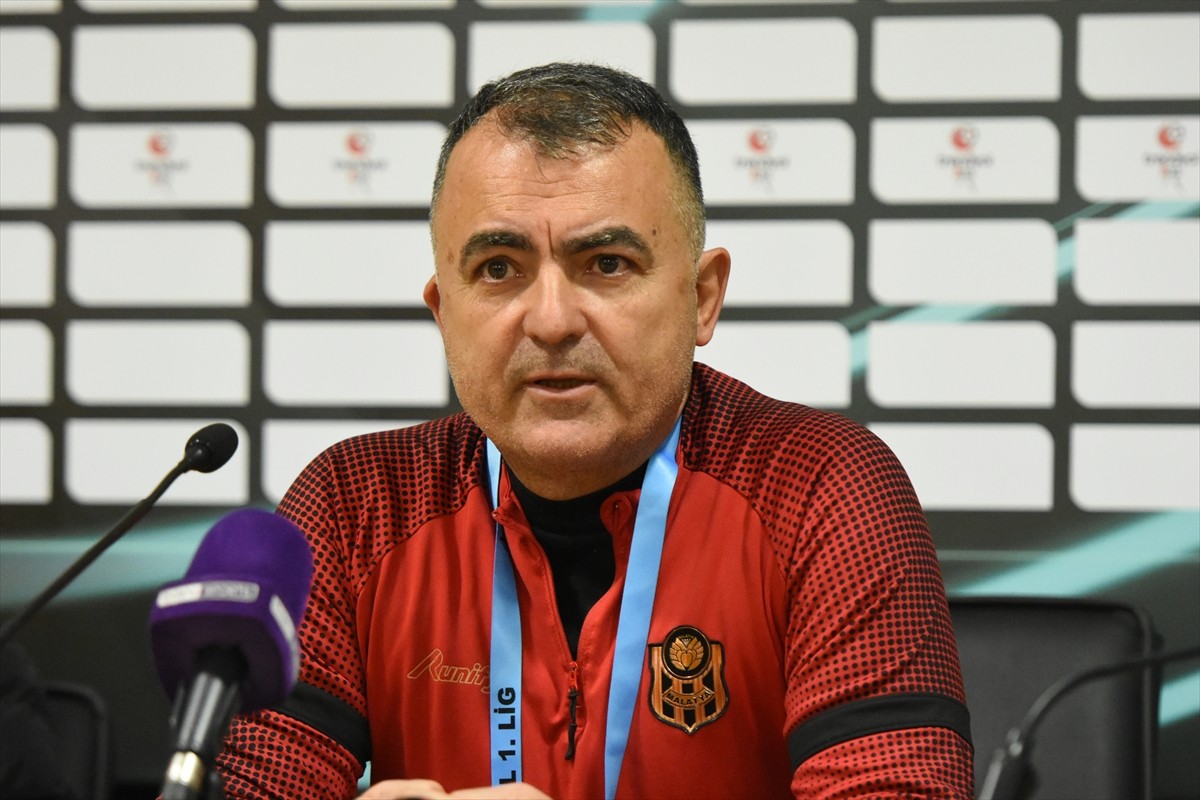 Trendyol 1. Lig'in 23. haftasında deplasmanda Yeni Malatyaspor'u 7-0 yenen Erzurumspor FK'nin...