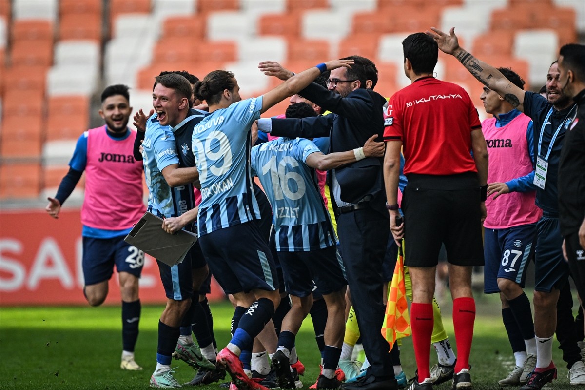 Trendyol Süper Lig'in 22. haftasında Adana Demirspor ile Kasımpaşa, Yeni Adana Stadyumu'nda...