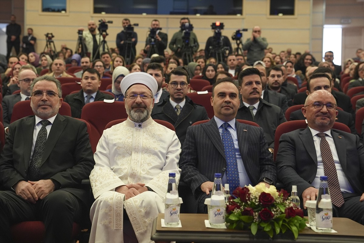 Türk Standardları Enstitüsü (TSE) ve Diyanet İşleri Başkanlığınca, "Uluslararası Helal Uygunluk...