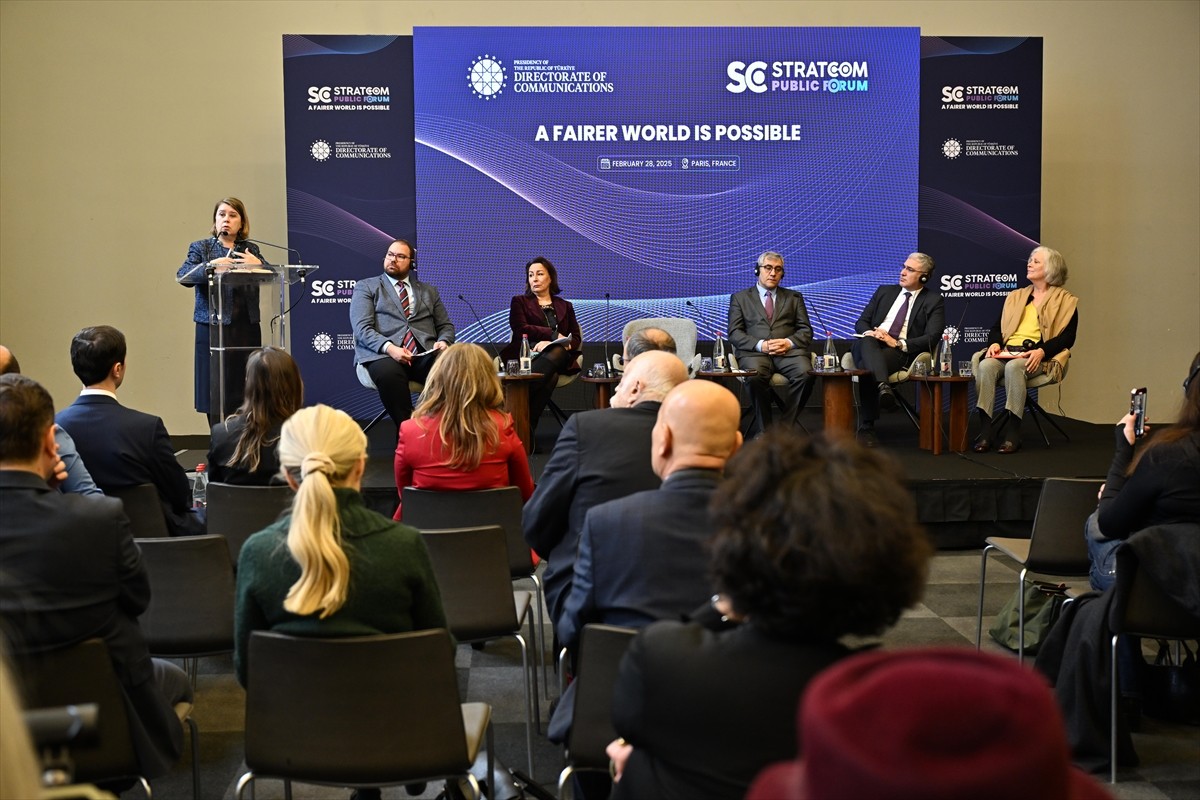 Türkiye Cumhuriyeti Cumhurbaşkanlığı İletişim Başkanlığı, Fransa'nın başkenti Paris'te "Stratcom...