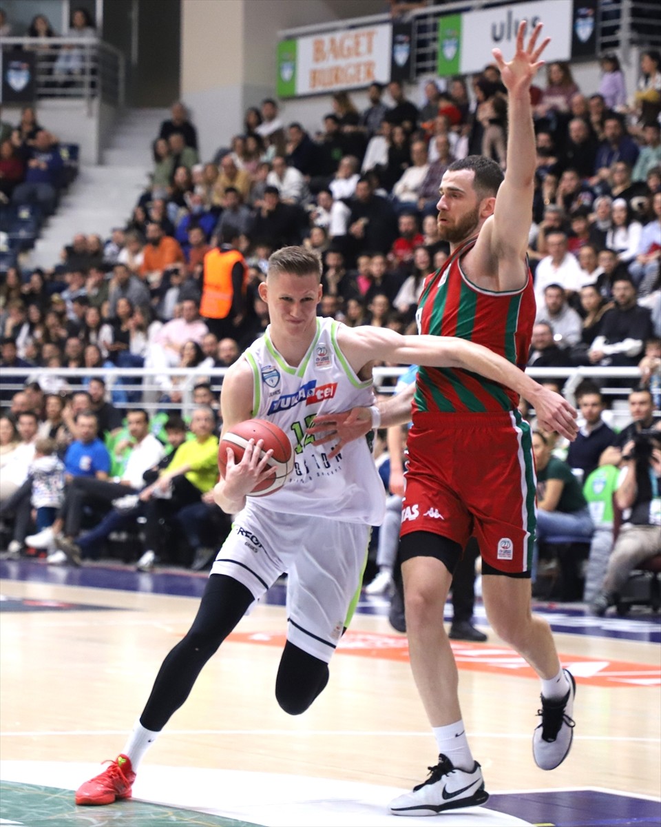 Türkiye Sigorta Basketbol Süper Ligi'nin 17. hafta maçında, Yukatel Merkezefendi Belediyesi Basket...