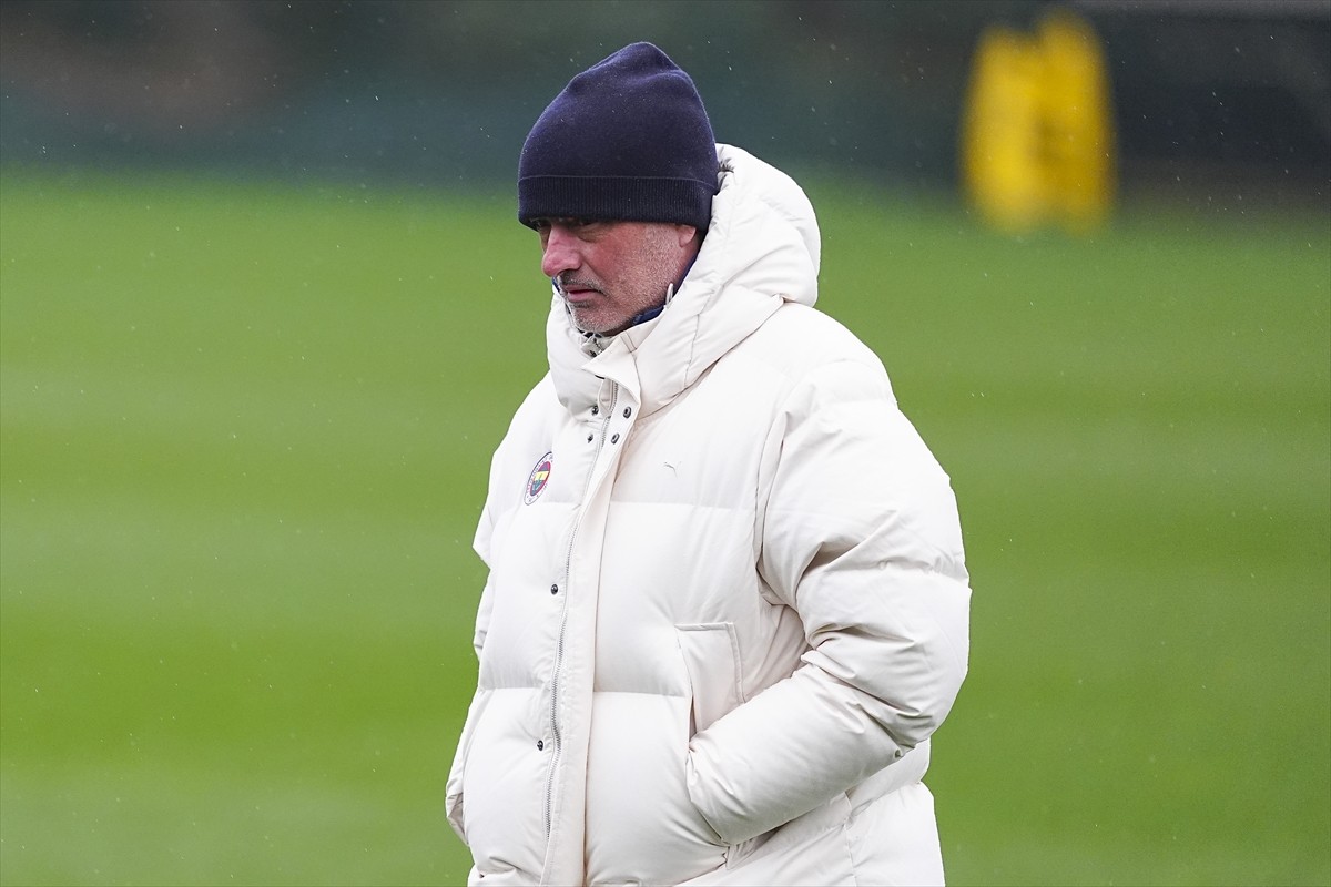 UEFA Avrupa Ligi play-off turu ilk maçında yarın Belçika ekibi Anderlecht'i konuk edecek...