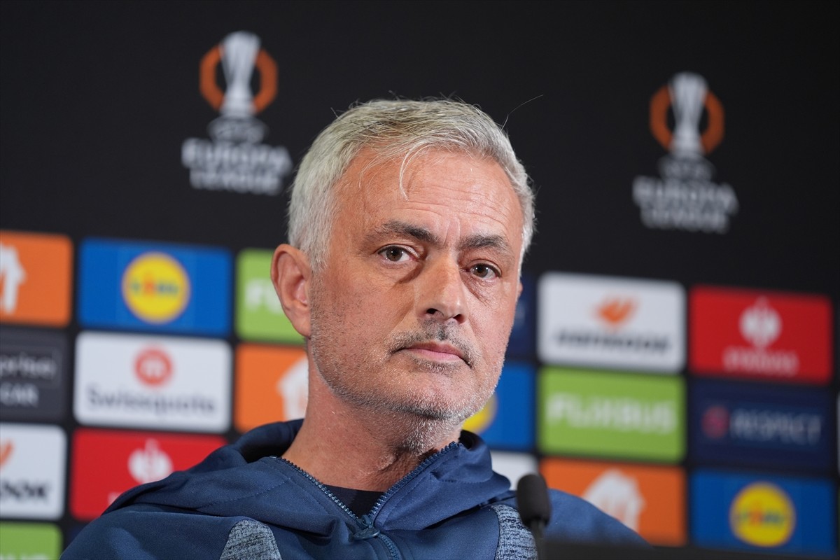 UEFA Avrupa Ligi son 16 play-off turu ilk maçında yarın Belçika'nın Anderlecht ekibini konuk...