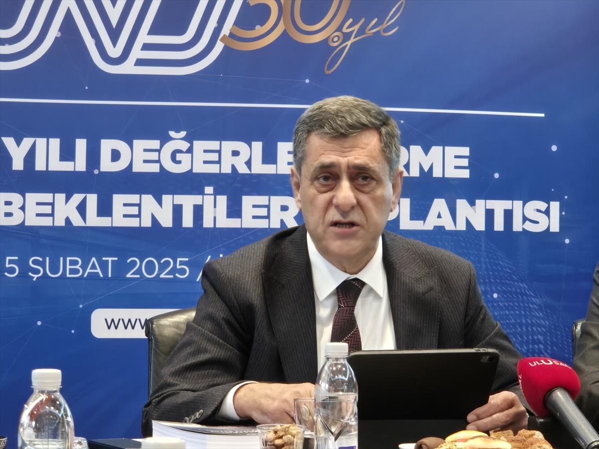 Uluslararası Nakliyeciler Derneği (UND) Yönetim Kurulu Başkanı Şerafettin Aras 2024 yılında...