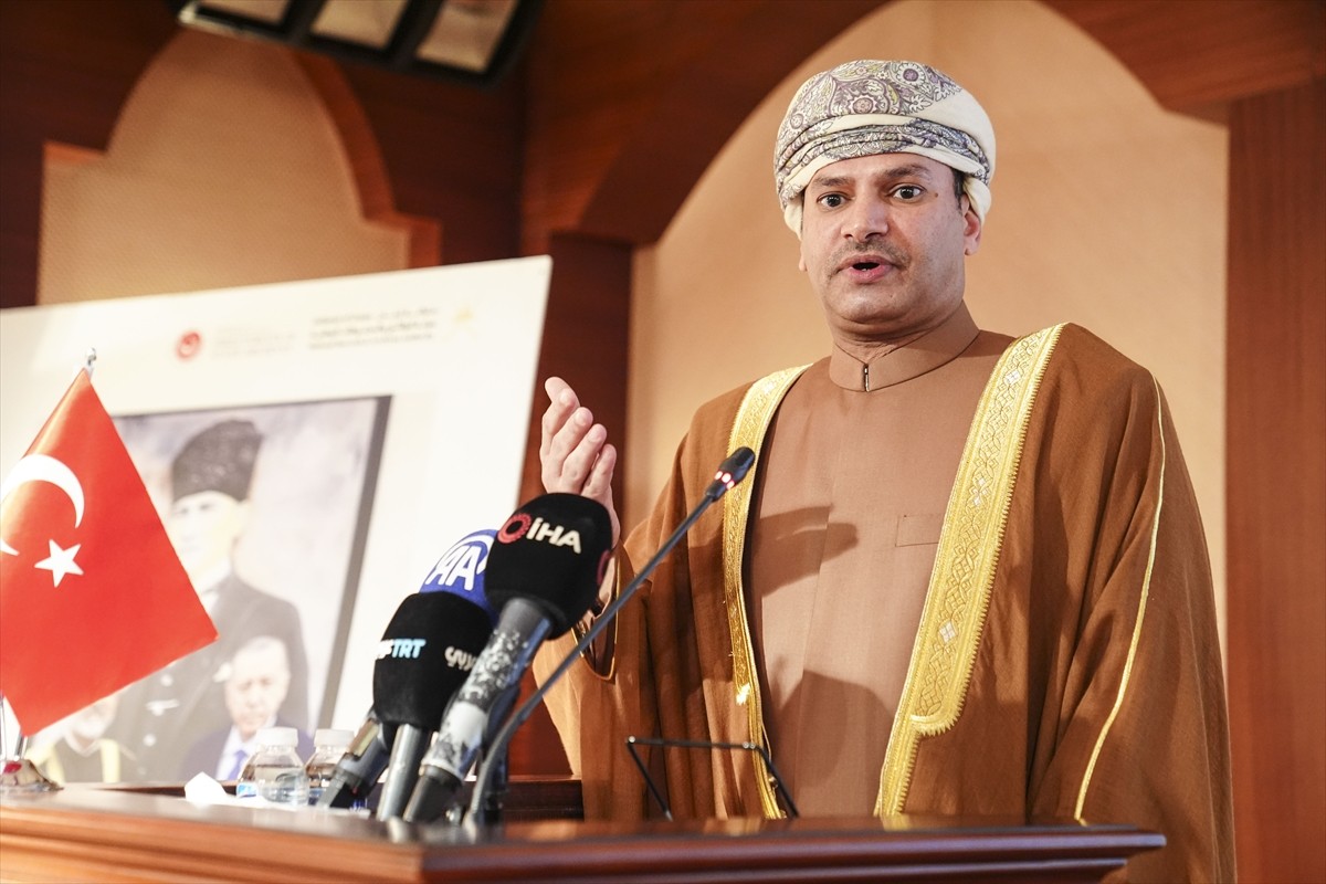 Umman'ın Ankara Büyükelçisi Saif Rashid Saif Al Jahwari, Gazi Üniversitesi Rektörü Prof. Dr. Uğur...