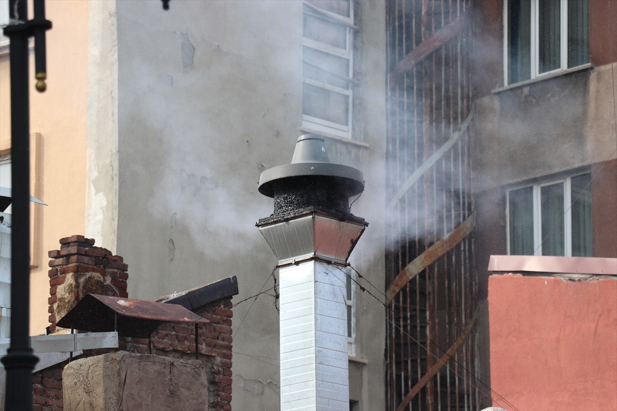 Uzmanlar, kışın sıkça rastlanan ve her yıl onlarca kişinin ölümüne neden olan karbonmonoksit...