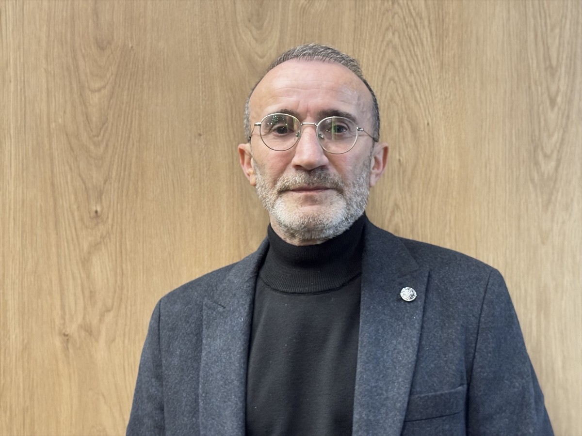 YediHilal Derneği tarafından şair ve yazar Ahmet Mercan'ın anlatıldığı "Kalemden İlhamla: Ahmet...