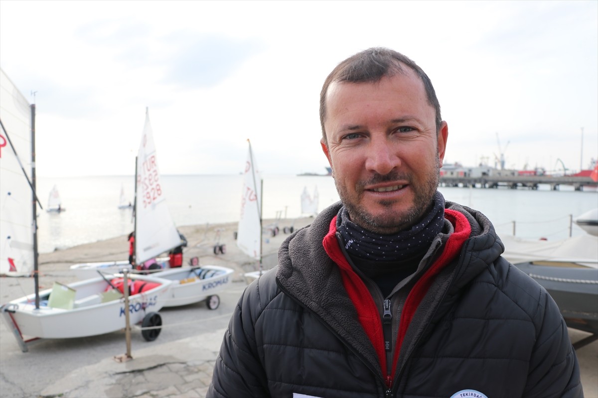 Yelkende, Türkiye şampiyonlukları, Balkan, Avrupa ve dünya şampiyonlarında da kürsü dereceleri...