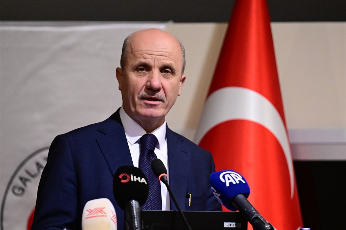 Yükseköğretim Kurulu (YÖK) Başkanı Prof. Dr. Erol Özvar, Galatasaray Üniversitesi Aydın Doğan...