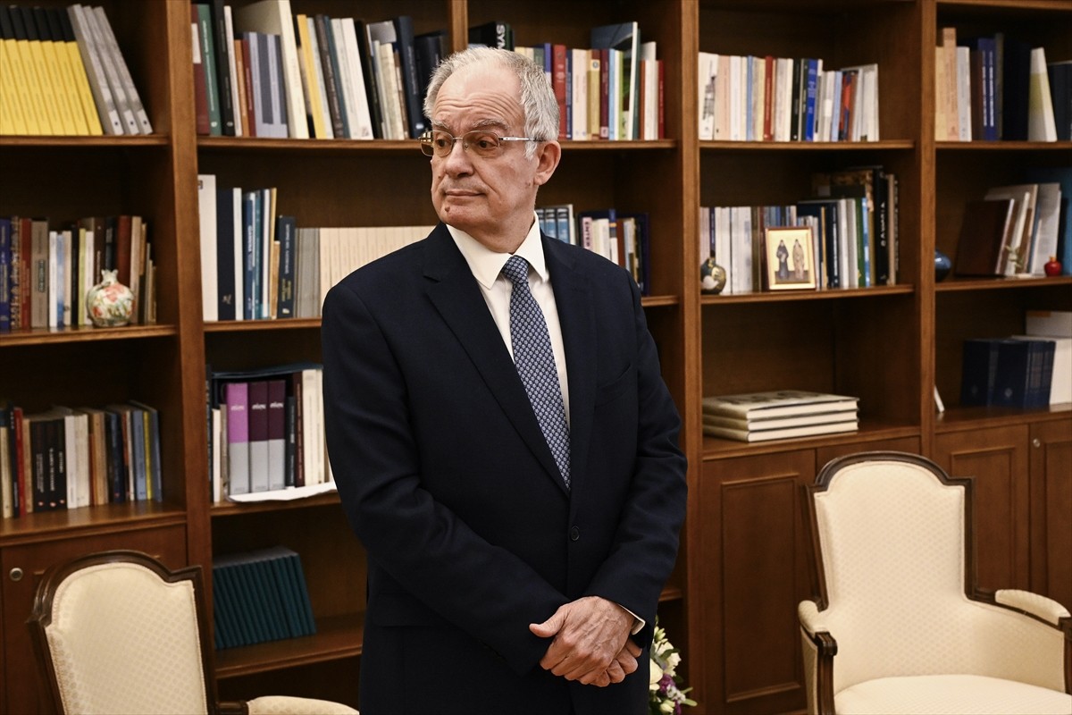 Yunanistan Parlamentosunda yapılan 4. tur oylamada, yeni cumhurbaşkanı Konstantinos Tasulas...