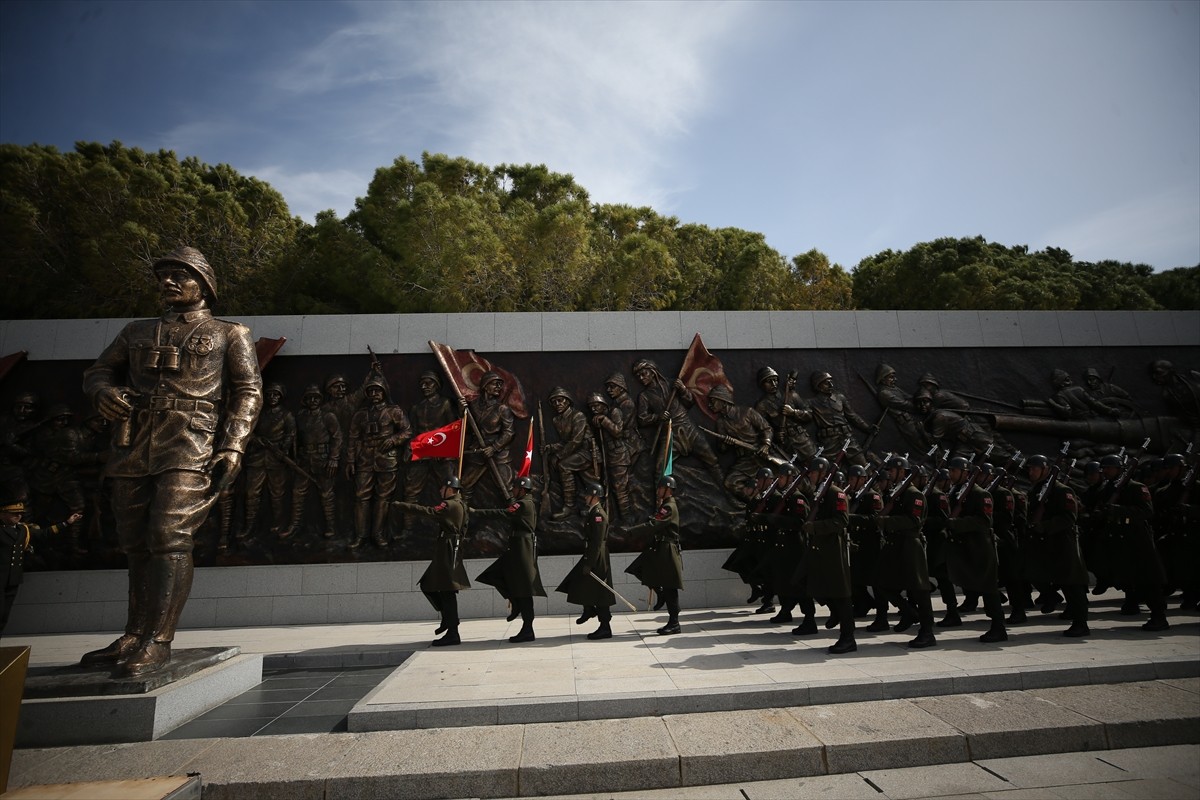 18 Mart Şehitleri Anma Günü ve Çanakkale Deniz Zaferi'nin 110. yıl dönümü dolayısıyla tarihi...