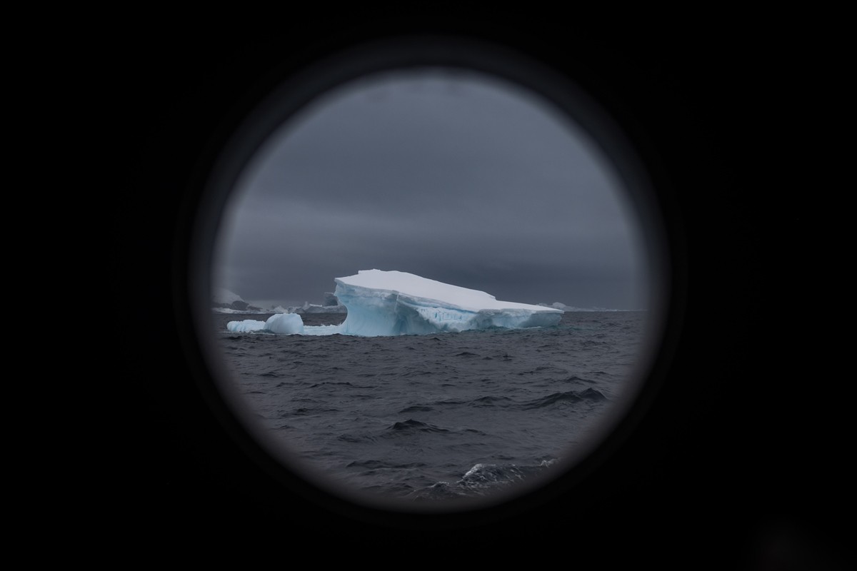 9.Ulusal Antarktika Bilim Seferi ekibin bu yıl gemi seyri boyunca Antarktika’ya açılan pencereleri...