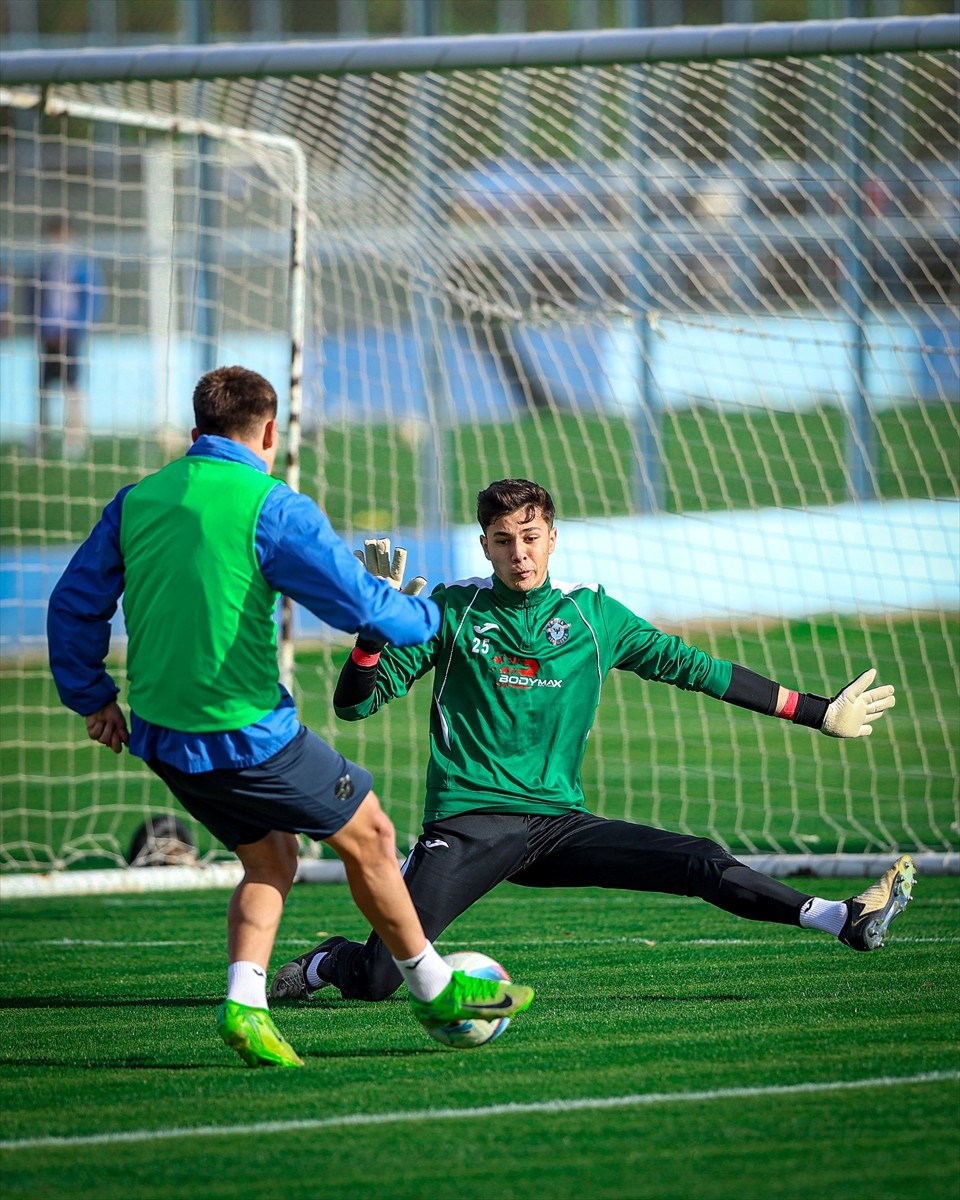 Adana Demirspor, Trendyol Süper Lig'in 29. haftasında deplasmanda oynayacağı Net Global Sivasspor...