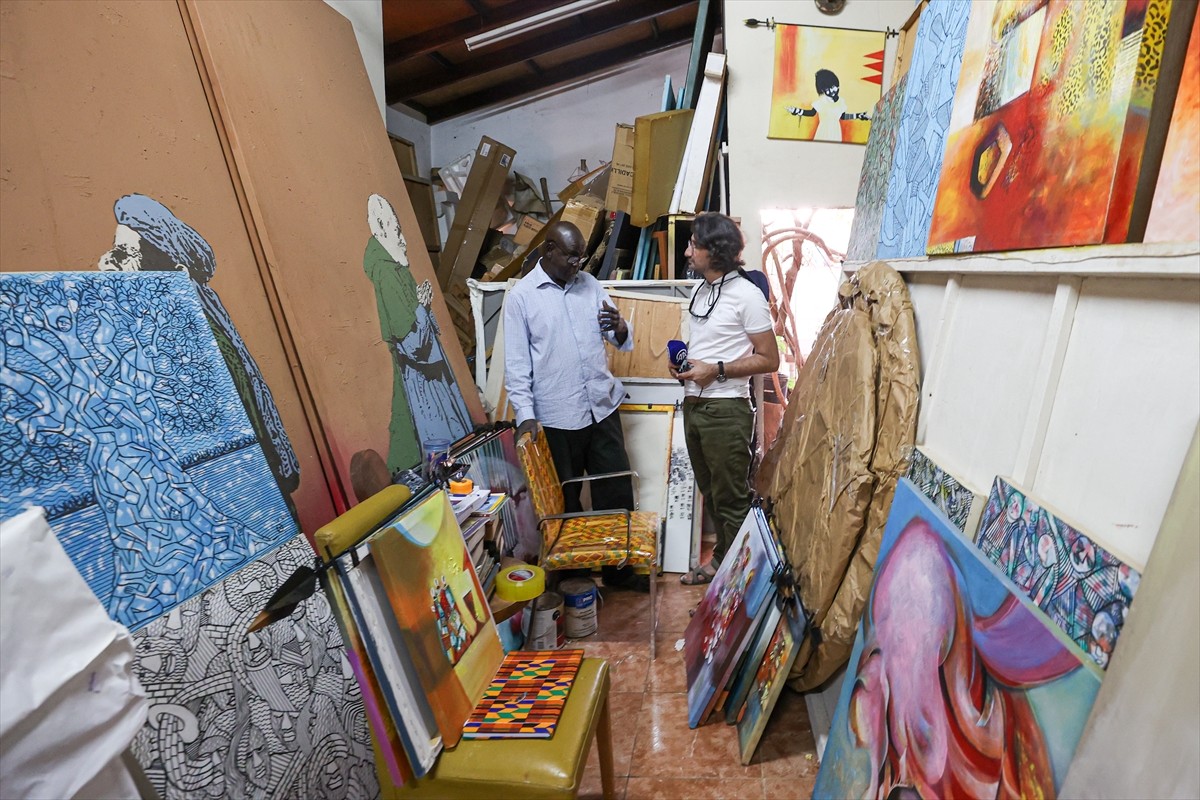 Afrika kıtası, yüzyıllardır süregelen sanat ve zanaat geleneğiyle kültürel mirasını koruyarak...