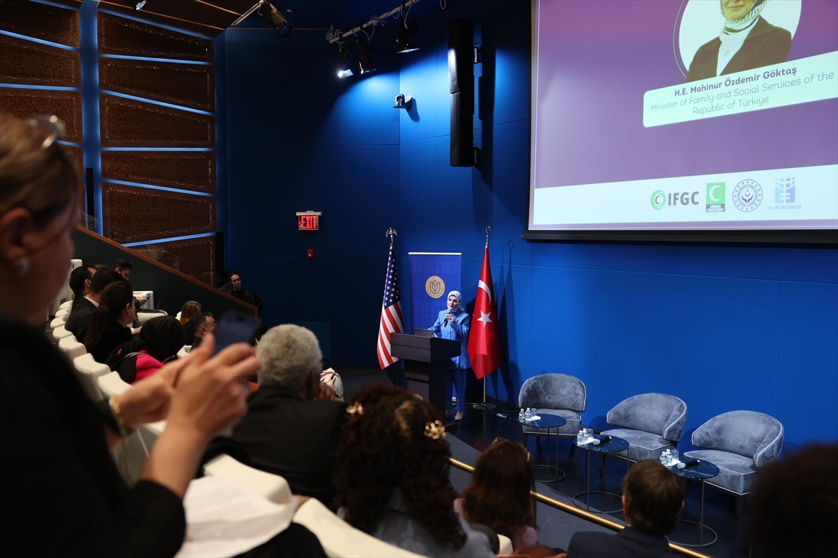 Aile ve Sosyal Hizmetler Bakanı Mahinur Özdemir Göktaş, Birleşmiş Milletler Kadının Statüsü...