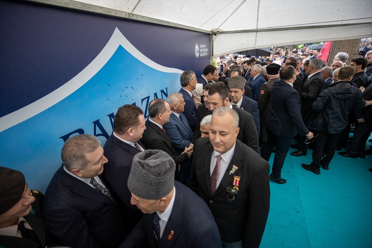 AK Parti Genel Başkan Yardımcısı Ali İhsan Yavuz (sağ 5) ile TBMM Kadın Erkek Fırsat Eşitliği...